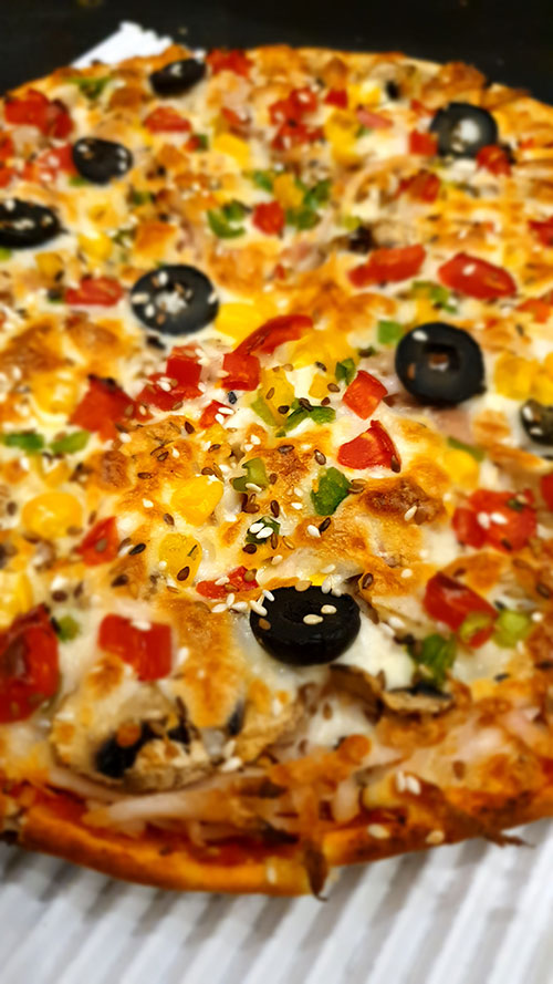 پیتزای مخصوص مارلین کوچک